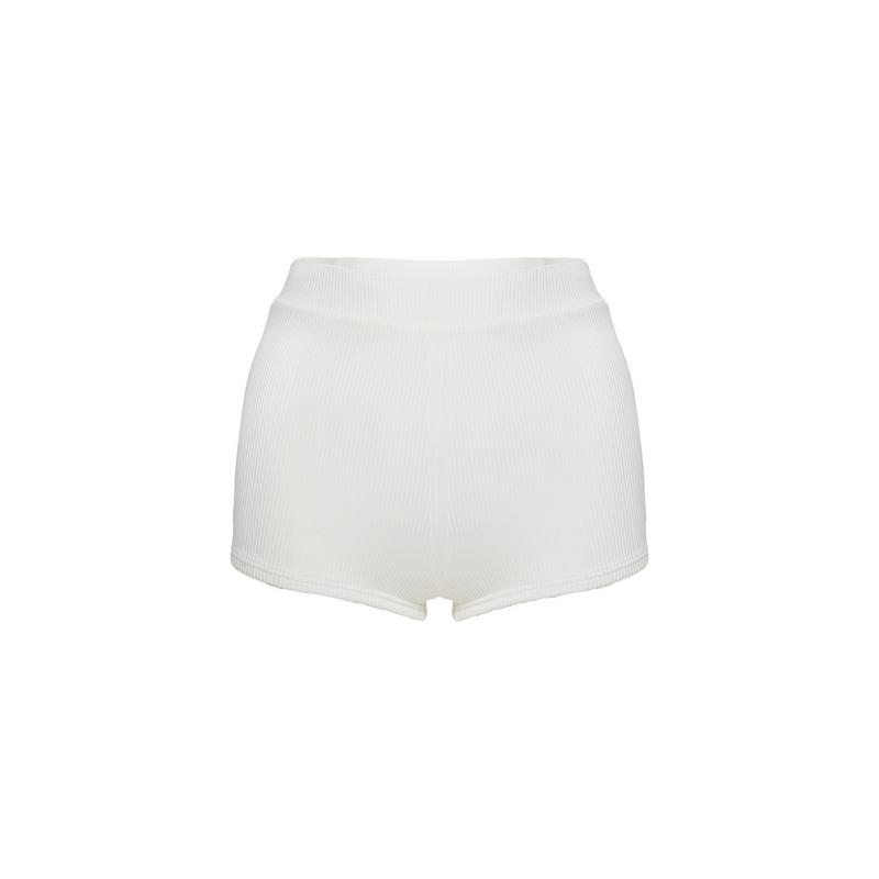 Ezrah Ribbed Shorts White