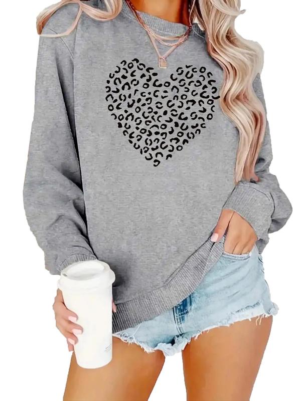 Women's Heart & Leopard Print Drop Shoulder Crewneck Sweatshirt, Comfort Casual Longsleeves Round Neck Pullover for Lady Fall & Winter, Gifts for Girlfriends, Womenswear