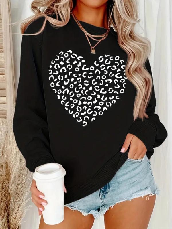 Women's Heart & Leopard Print Drop Shoulder Crewneck Sweatshirt, Comfort Casual Longsleeves Round Neck Pullover for Lady Fall & Winter, Gifts for Girlfriends, Womenswear