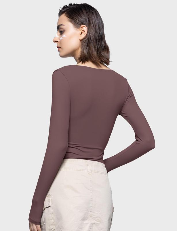 [PUMIEY] Women's Square Neck Long Sleeve T Shirts Slim Fit Tops Basic Minimalist Elegant Shirt