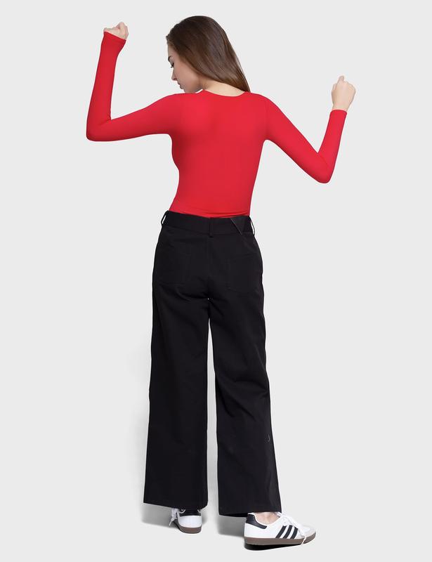 [PUMIEY] Women's Square Neck Long Sleeve T Shirts Slim Fit Tops Basic Minimalist Elegant Shirt