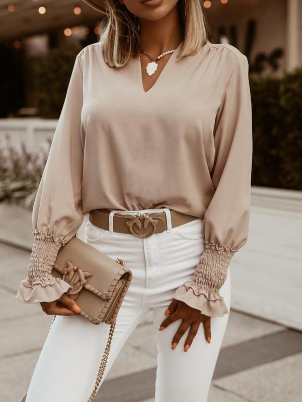 Women's Minimalist Ruffle Trim Shirred Notch Neck Long Sleeve Blouse, Elegant Chic Basic Shirts for Lady, Going Out Tops, Fall Clothing Women, Casual Office Outfits Women, Comfort Flounce Sleeve Top