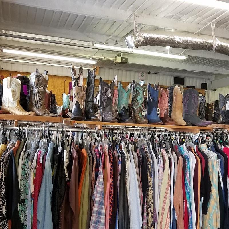 3lb Weighted Women’s clothes by the pound BUYERS CHOICE !!