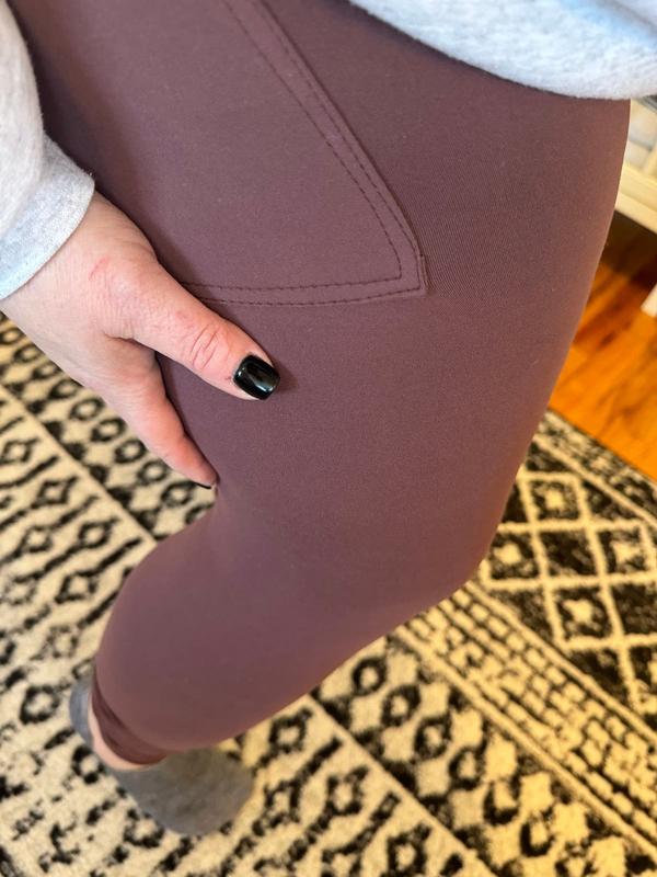 Gia & Co. Pocket Leggings